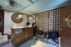 Balai Vivencio Hostel