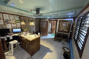 Balai Vivencio Hostel