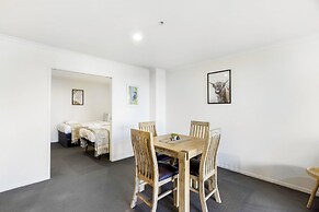 Superb 2BR Aprt in Central City - Wifi