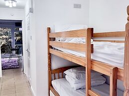 Beach Court Apartment