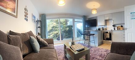 Beach Court Apartment