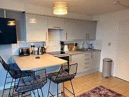 Beach Court Apartment