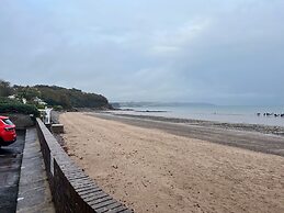 Beach Court Apartment