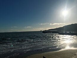 Beach Court Apartment