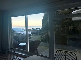 Beach Court Apartment