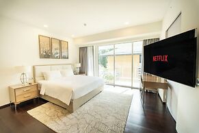 Serenity Luxury Private Pool Villas - Free One Way Airport Shuttle