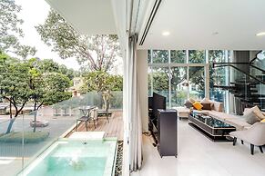 Serenity Luxury Private Pool Villas - Free One Way Airport Shuttle