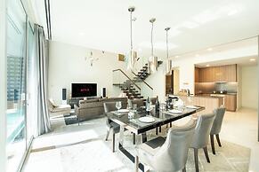 Serenity Luxury Private Pool Villas - Free One Way Airport Shuttle