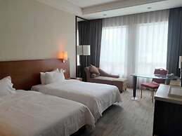 Intercity Guangzhou East Railway Station Hotel