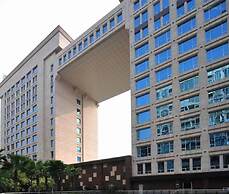 Intercity Guangzhou East Railway Station Hotel