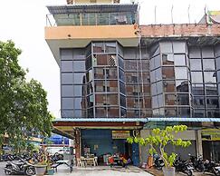 SPOT ON 91591 Rafika Homestay SyariahNearTempat Makan Pagi Sore Nohil