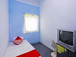 SPOT ON 91591 Rafika Homestay SyariahNearTempat Makan Pagi Sore Nohil