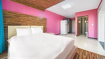 Geojedo Pilos Ocean View Pension