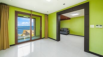 Geojedo Pilos Ocean View Pension