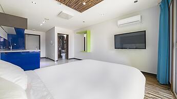 Geojedo Pilos Ocean View Pension