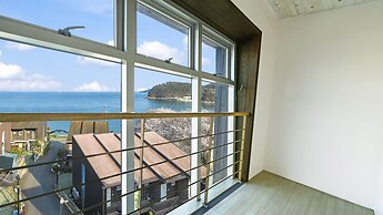 Geojedo Pilos Ocean View Pension
