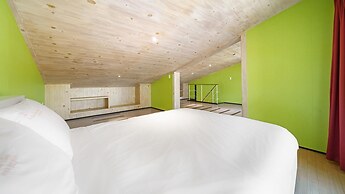 Geojedo Pilos Ocean View Pension