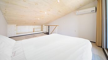 Geojedo Pilos Ocean View Pension