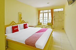 OYO 3722 Hotel Mutiara