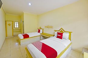 OYO 3722 Hotel Mutiara
