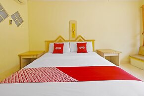 OYO 3722 Hotel Mutiara