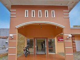 OYO 3722 Hotel Mutiara