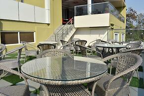 Hotel The Mango Tree