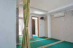 Collection O 91726 Alif Ab11 Syariah