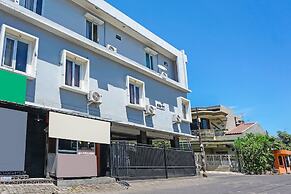 Collection O 91726 Alif Ab11 Syariah