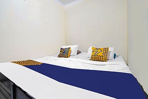 SPOT ON 91783 Urban Syariah ResidenceNearGOR Pandawa Lima