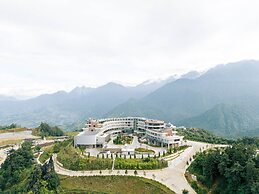 Lady Hill Sapa Resort