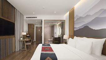Lady Hill Sapa Resort
