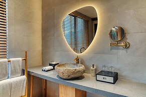 Lady Hill Sapa Resort