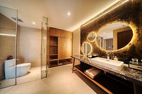 Lady Hill Sapa Resort