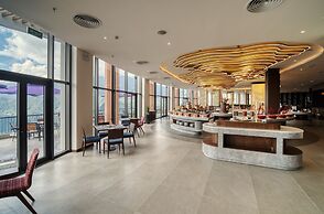 Lady Hill Sapa Resort