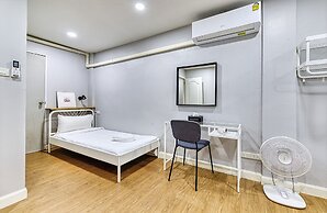 Bangkok Watergate Townhouse