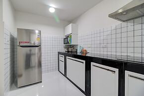 Bangkok Watergate Townhouse