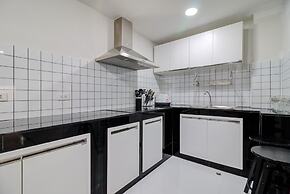 Bangkok Watergate Townhouse