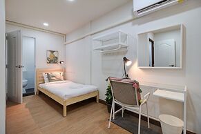 Bangkok Watergate Townhouse