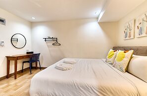 Bangkok Watergate Townhouse