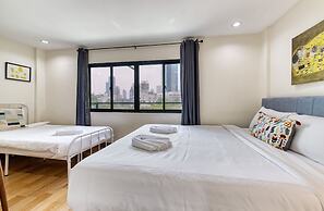 Bangkok Watergate Townhouse