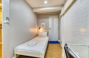 Bangkok Watergate Townhouse