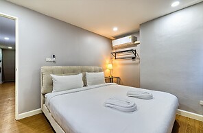 Bangkok Watergate Townhouse