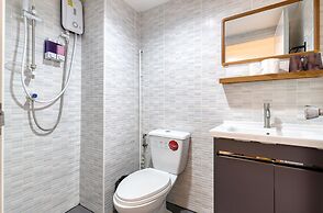 Bangkok Watergate Townhouse