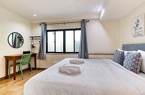 Bangkok Watergate Townhouse