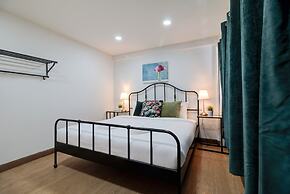 Bangkok Watergate Townhouse