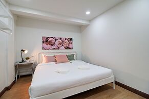 Bangkok Watergate Townhouse