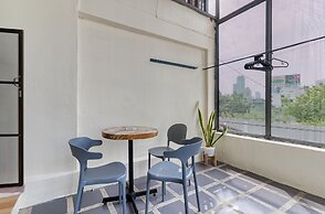 Bangkok Watergate Townhouse