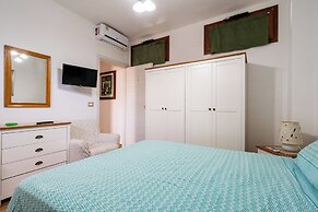 3277 Guest House Eleonora - Camera Matrimoniale by Barbarhouse