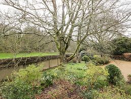 Avon Turn View